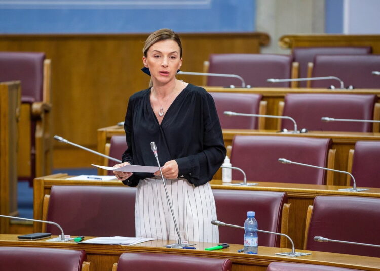 Strujić-Harbić: Crnoj Gori je mjesto među kosponzorima rezolucije UN o genocidu u Srebrenici