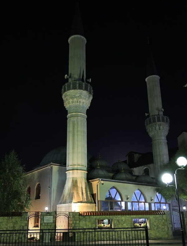 Bajram-namaz klanjan u više od 130 džamija u Crnoj Gori