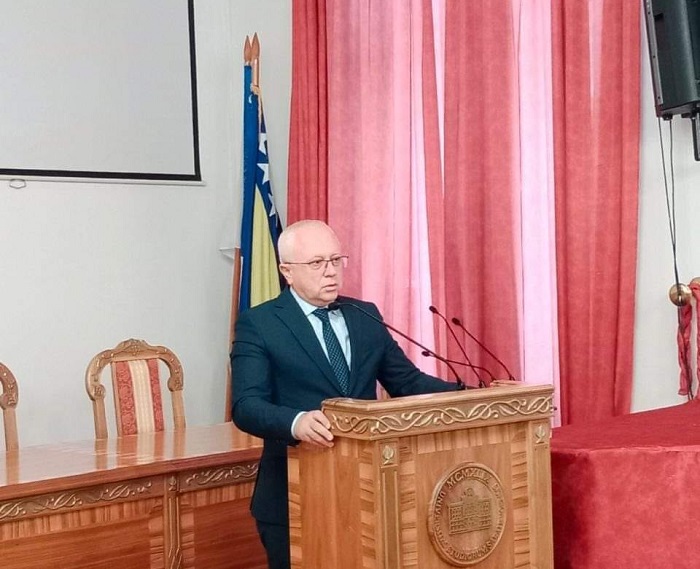 Čelnici Bošnjačkog vijeća na komemoraciji  i dženazi akademiku Dževada Jahića