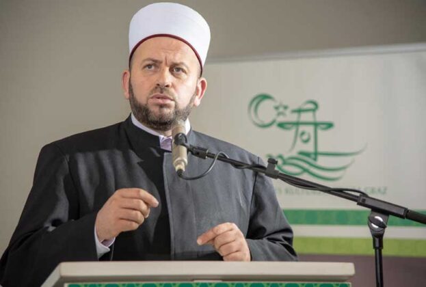 Reis Rifat ef. Fejzić čestitao Ramazanski bajram