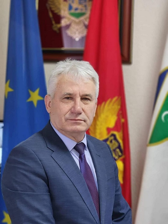Predsjednik Husović čestitao Vaskrs pravoslavnim vjernicima