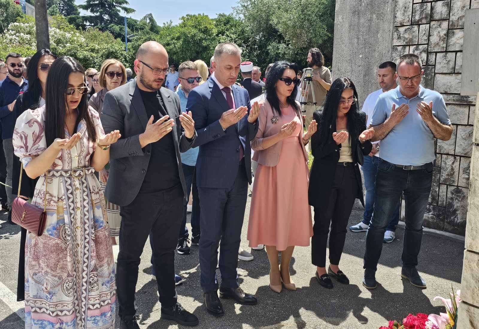Delegacija Bošnjačke stranke prisustvovala obilježavanju 32. godišnjice od zločina deportacije u Herceg Novom