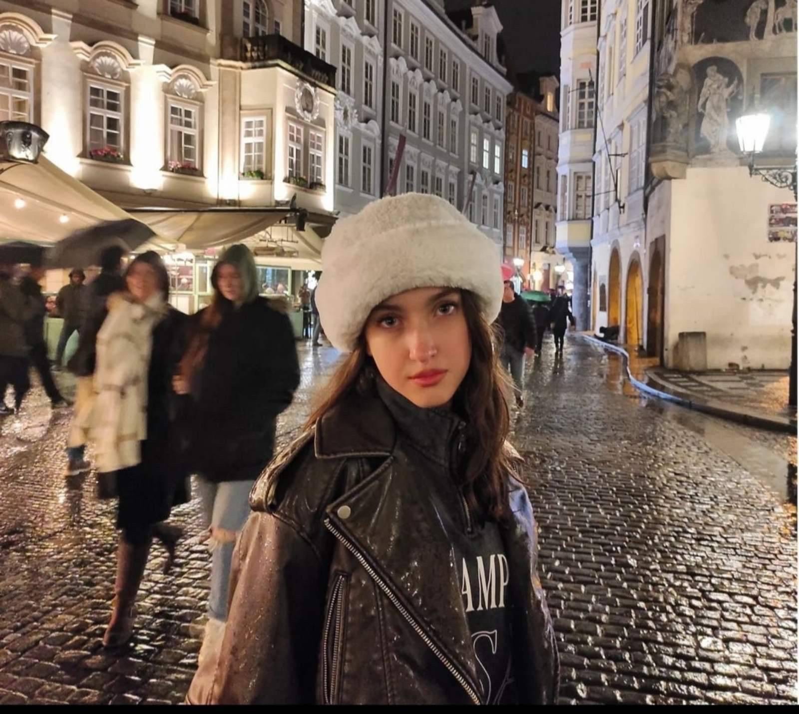 Učenica Osnovne škole Mustafa Pećanin, Nina Dobričanin, osvojila je prestižnu stipendiju FLEX (Future Leaders Exchange) za godinu dana školovanja u Sjedinjenim Američkim Državama