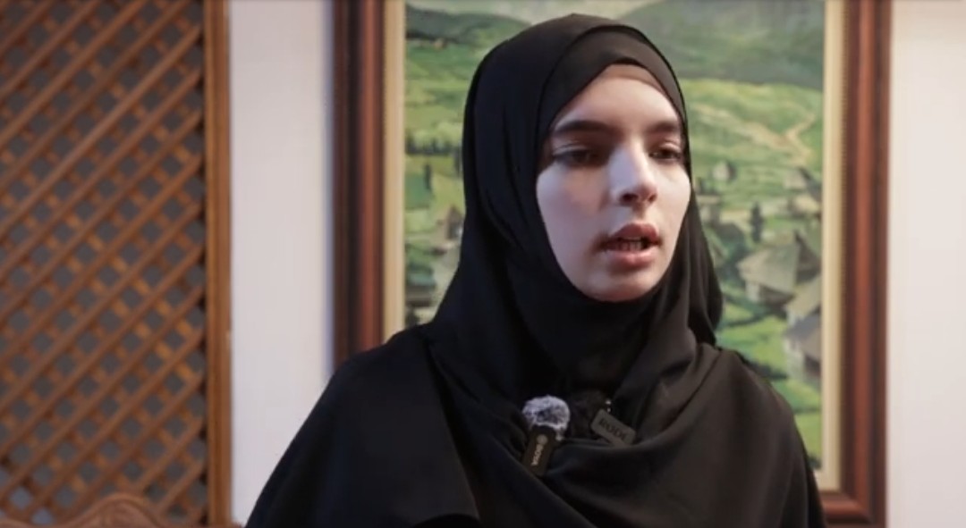 Učenica medrese „Gazi Isa Beg“, Kanita Kurpejović, najbolji govornik debatant