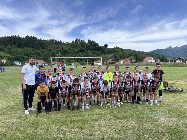 Predpetlići FK “Ibar” osvojili srebro na “Kolašin kupu 2024”