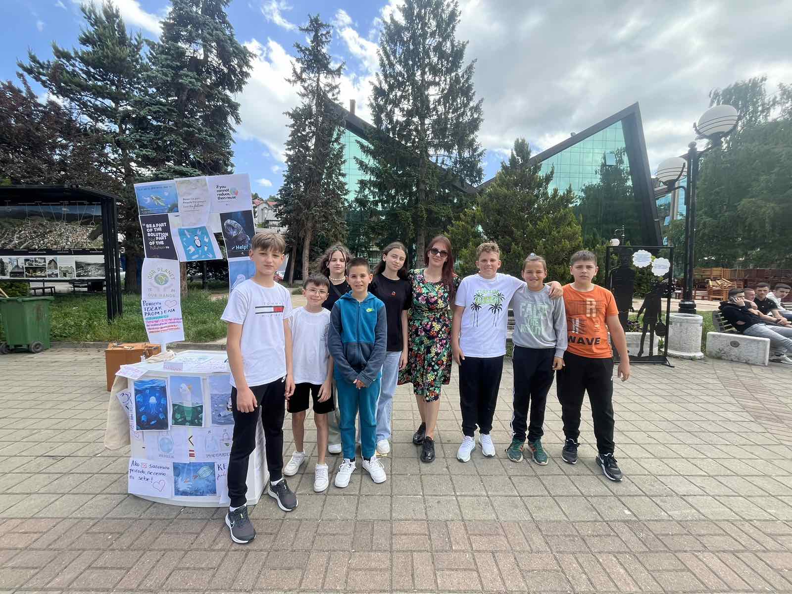 Borba protiv plastičnih kesa: U Rožajama organizovana akcija “Jedan potpis jedan ceger”