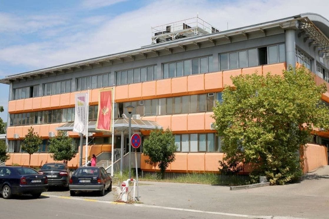 FZO: Sa crnogorskom knjižicom besplatna hitna medicinska pomoć u 19 država