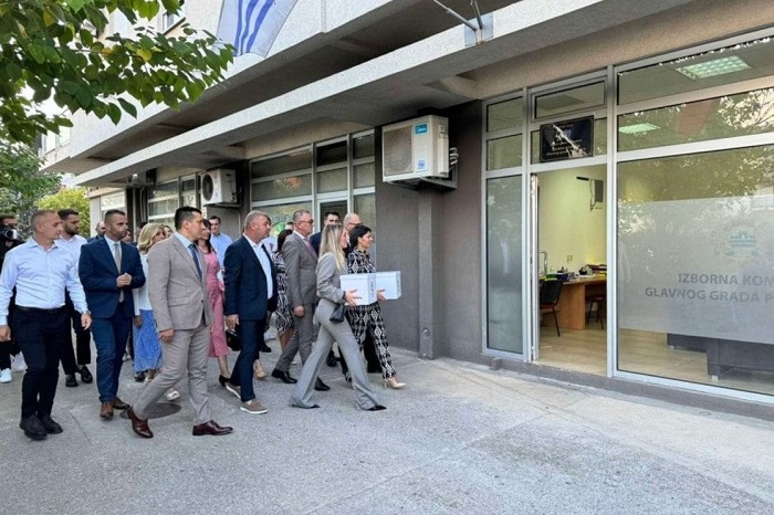 BS predala listu za izbore u glavnom gradu; Omeragić: Od 29. septembra bićemo politički faktor i u Podgorici