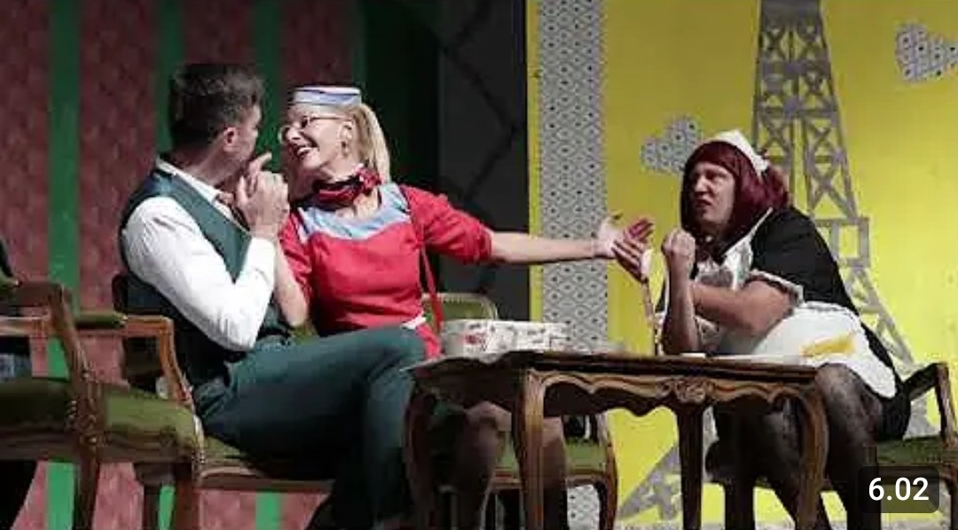 U ROŽAJAMA ODIGRANA PREDSTAVA „BOING BOING“