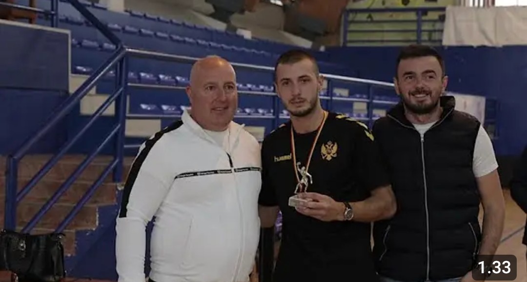 Završen turnir u stonom tenisu: Edis Sutović osvojio zlato