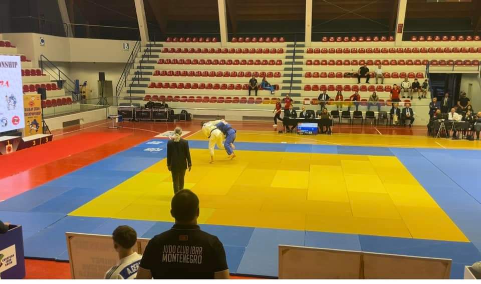 Uspješni nastupi Aiše Nurković i Refika Bećiragića na Balkanskom šampionatu za juniore