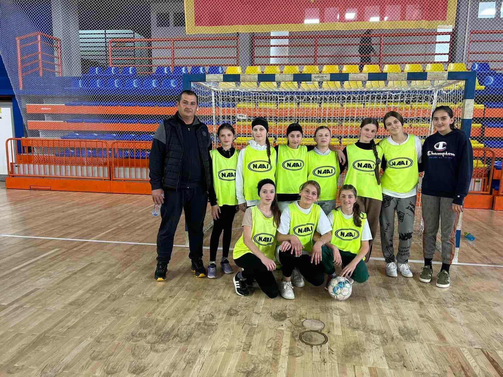 Učenice devetog razreda OŠ “Balotiće” osvojile drugo mjesto na Regionalnom takmičenju u malom fudbalu