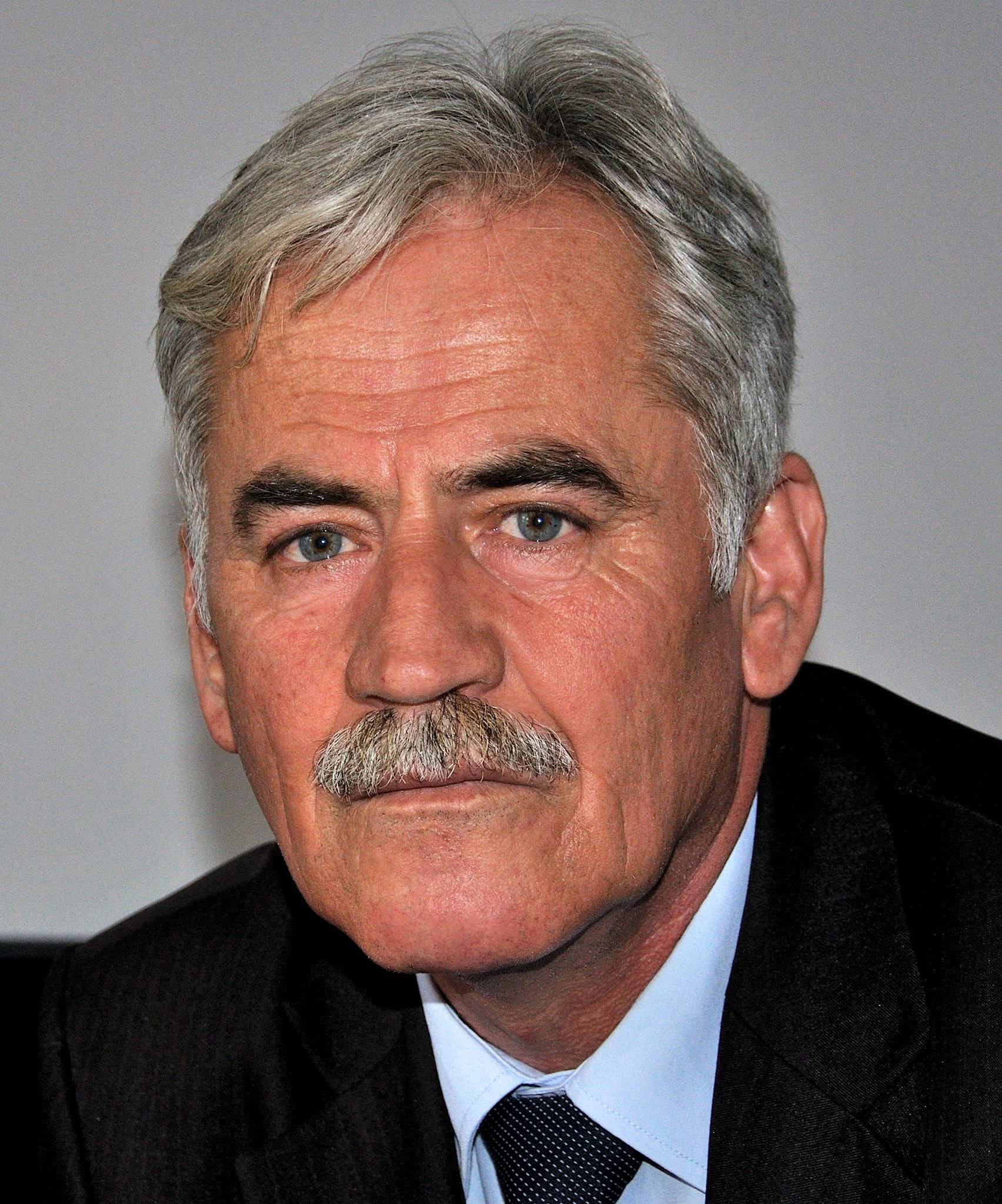 Safet Hadrović Vrbički ovogodišnji laureat Književne nagrade „Zaim Azemović“