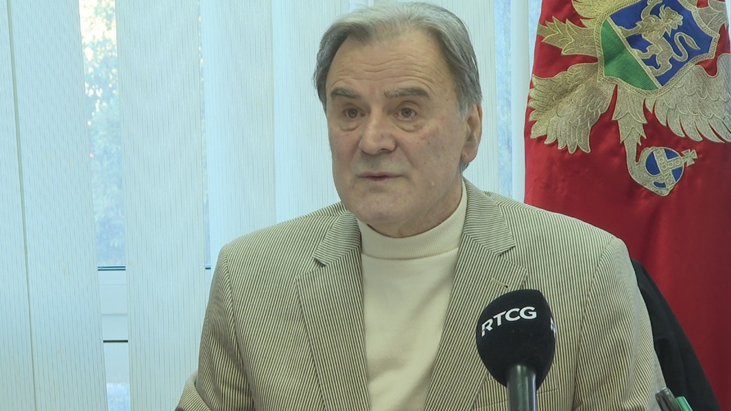 Blažić: “Poslanci ne žele da usaglase izborne sisteme sa Ustavom”