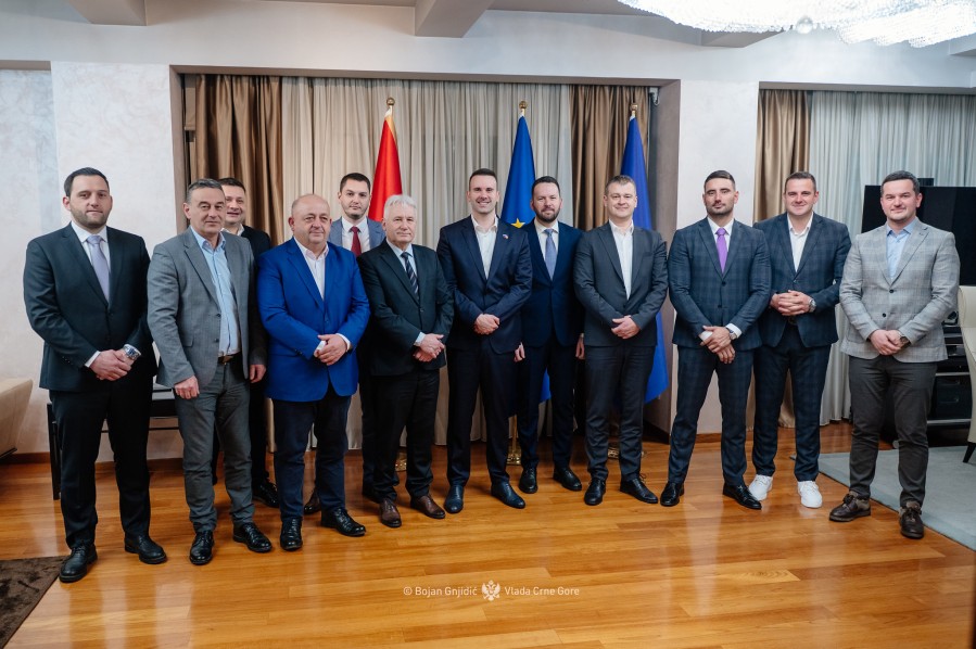“Jedino nove investicije mogu zaustaviti odlazak stanovništva sa sjevera”