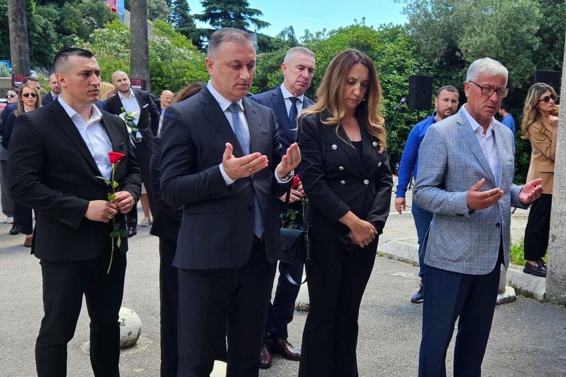 Gutić u Herceg Novom: Dužnost svih nas je da istrajemo u borbi za pravdu i dostojanstvo svake žrtve
