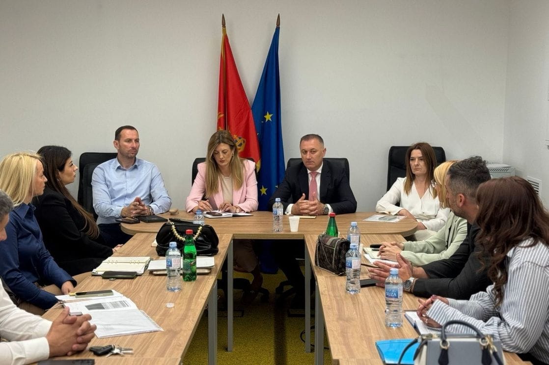 Gutić sa direktorima domova za stare: Fokus na prostornim kapacitetima, smještaju korisnika i rješavanju tekućih problema