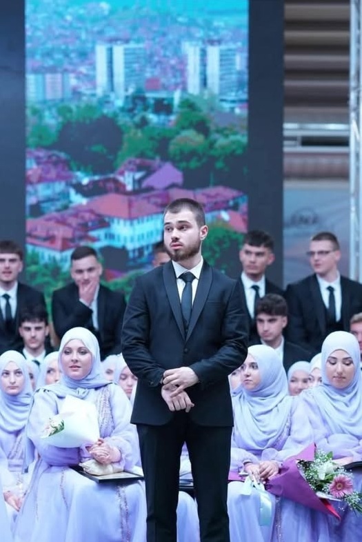 Rožajac Kaim Ganić đak generacije Medrese u Novom Pazaru