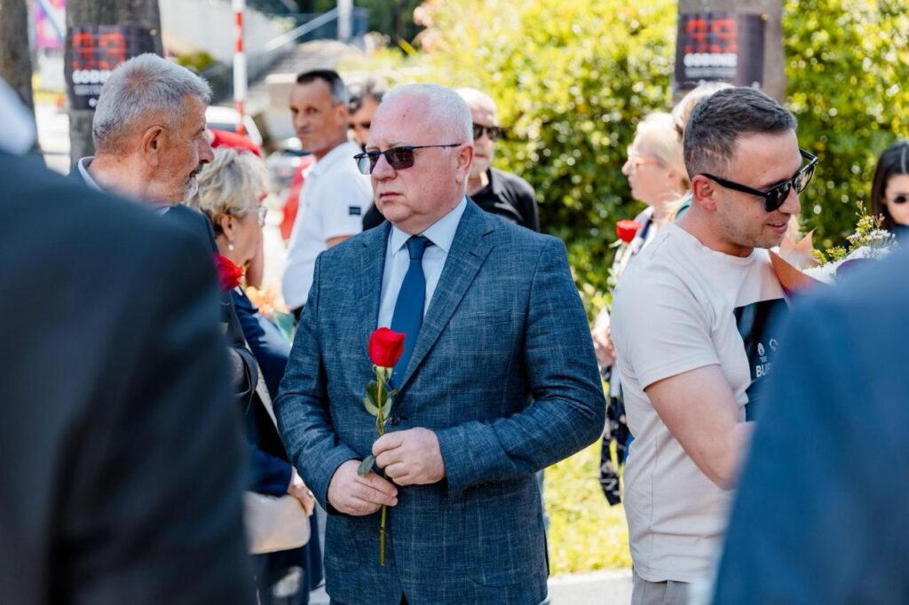 Predstavnici Bošnjačkog vijeća na obilježavanju 33. godišnjice ratnog zločina deportacija bošnjačkih izbjeglica 2 IMG 20250526 WA0009 Radio televizija Rožaje