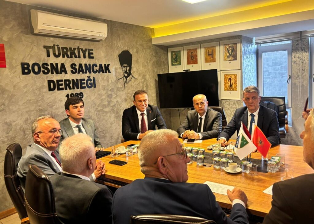 Jačanje veza sa dijasporom: Posjeta Azemovića iseljenicima u Turskoj 1 IMG 2aba94311562384412df42f32368adea V Radio televizija Rožaje