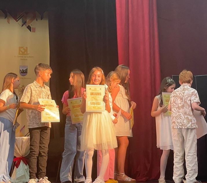 Asja Šahman uspješno predstavila OŠ "Mustafa Pećanin" na Državnoj smotri recitatora 1 504484867 1016100757176088 5273831182988525917 n Radio televizija Rožaje