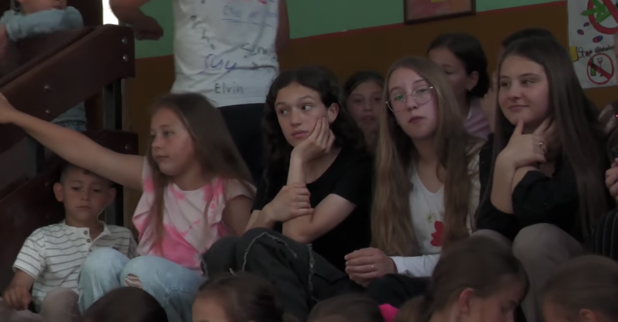 U OŠ „Donja Lovnica“ svečano predstavljan školski časopis „Kreativac“