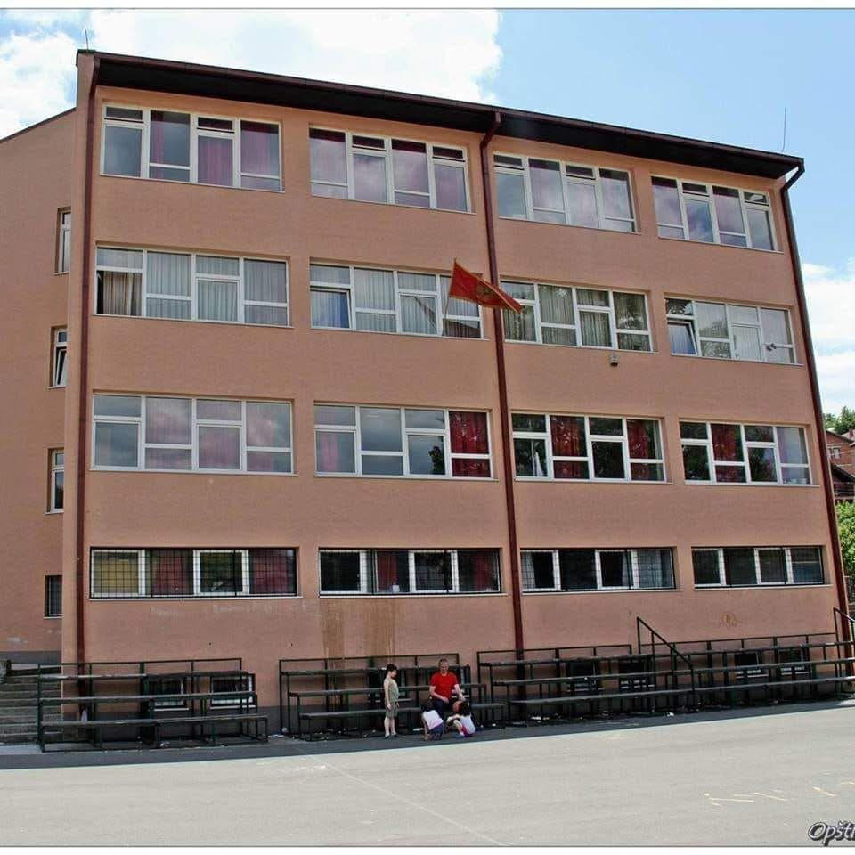 Svečana dodjela diploma „Luča“ u Gimnaziji „30. septembar“ održaće se u srijedu, 18. juna 2025. godine, s početkom u 12 časova u Centru za kulturu