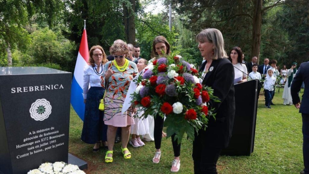 U Luksemburgu otkriven spomenik žrtvama genocida u Srebrenici 2 1000116172 Radio televizija Rožaje