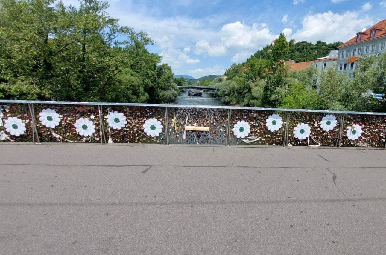 Odbor za Genocid u Srebrenici Luksemburg: Vandalizam u austrijskom Gracu