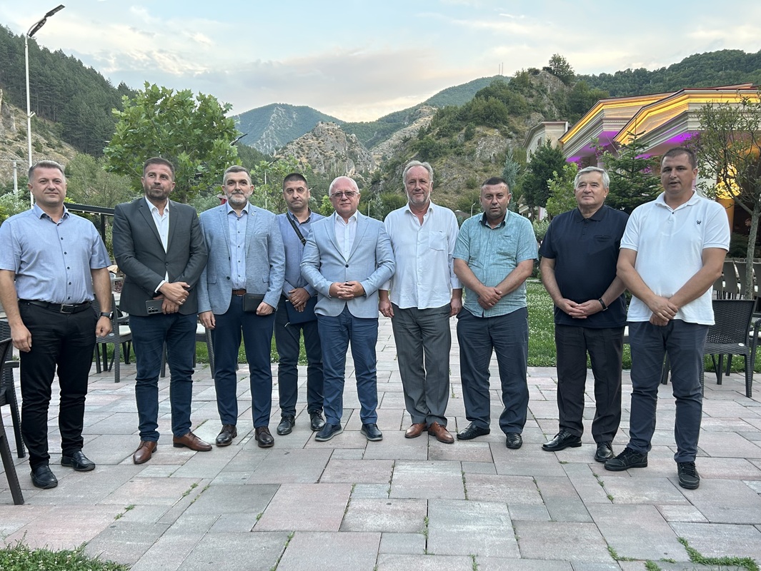 Mustafić i Baćićanin sa predstavnicima bošnjačke zajednice na Kosovu