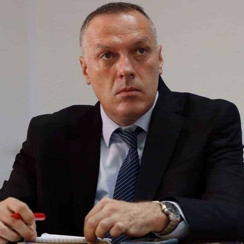 1684270353 thumbnail radomir bozovic foto malidzan i 1280x800 Radio televizija Rožaje