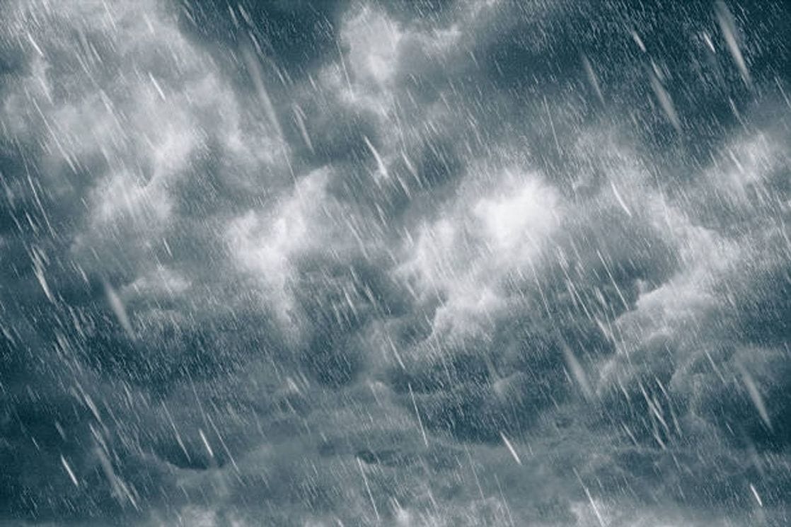 Crnu Goru sjutra očekuje veliko nevrijeme: Pljuskovi, grmljavine i veoma jak vjetar