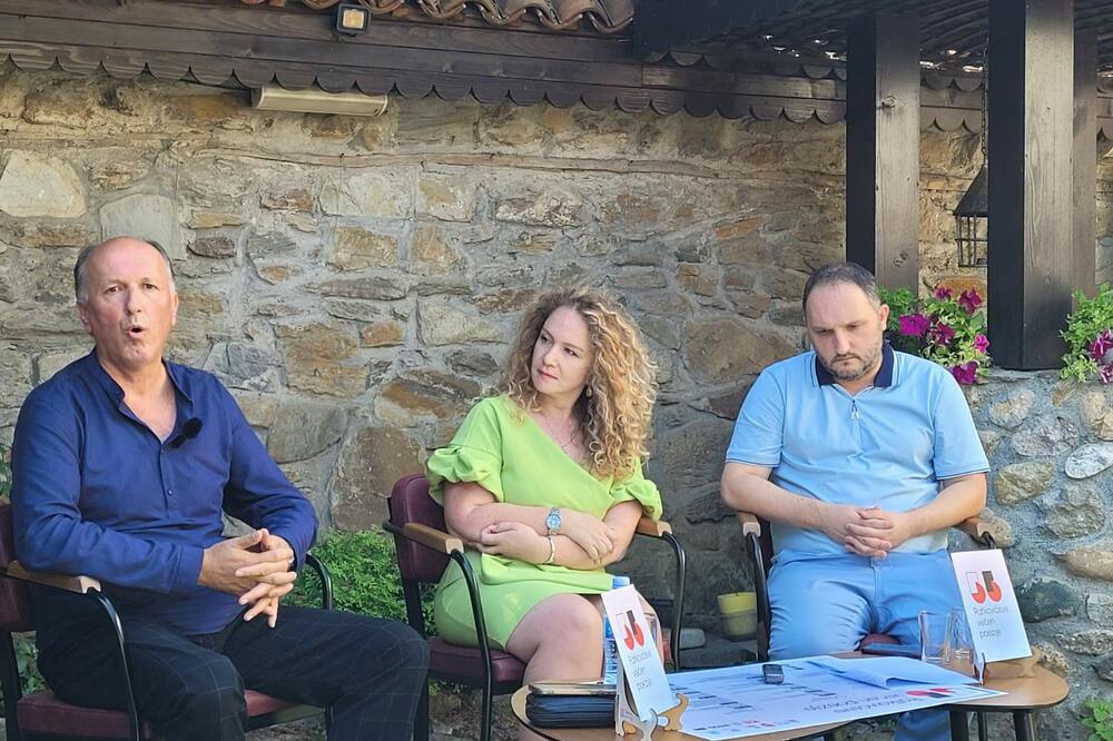 Faiz Softić ovogodišnji laureat Nagrade "Risto Ratković" 1 5667697 viber image 20250827 122040310 ls 1 Radio televizija Rožaje
