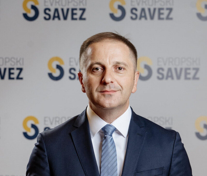 Šehović: Veći problem od spomenika Pavlu Đurišiću su oni koji dijele vlast s njegovim sljedbenicima 1 o 1956447 1024 Radio televizija Rožaje
