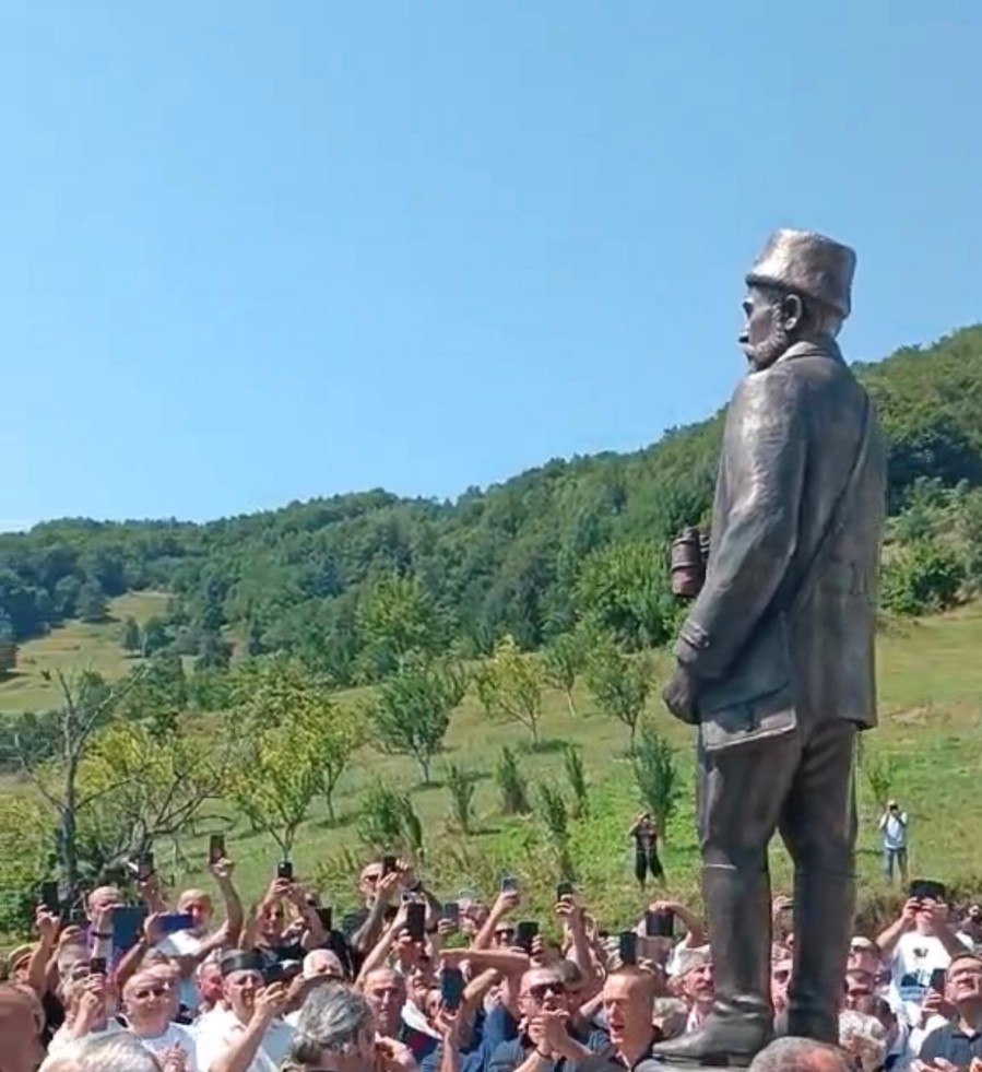 Brutalan napad na fotoreportere u Gornjem Zaostru : Traži se hitno procesuiranje odgovornih