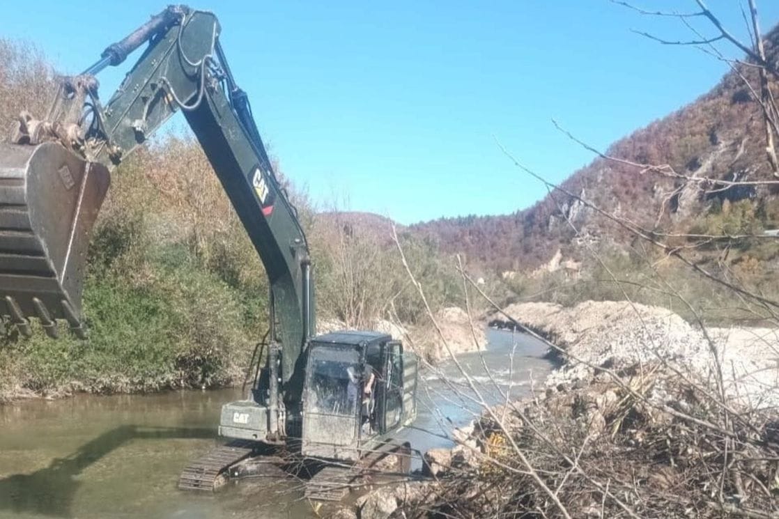 Rožaje: Završeni hitni interventni radovi u koritu rijeke Ibar