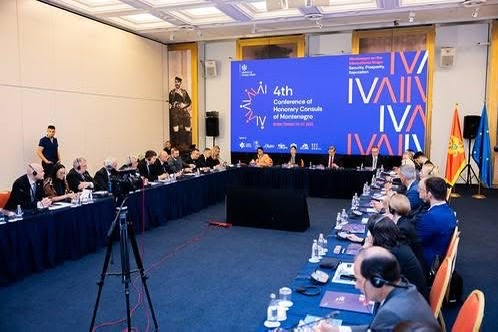Ibrahimović u Budvi: Sinergijom diplomatije i privrede jačamo ekonomsku diplomatiju i međunarodni položaj Crne Gore 1 IMG 3341 Radio televizija Rožaje
