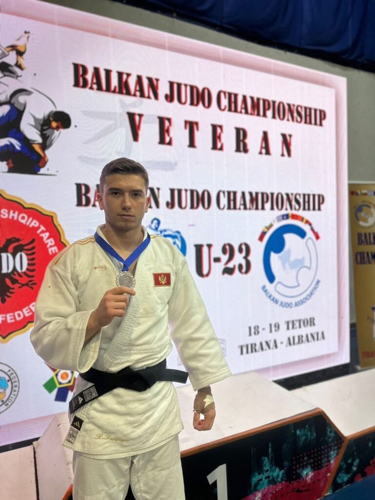 Refik Bećiragić vicešampion Balkana! 1 IMG 3395 Radio televizija Rožaje
