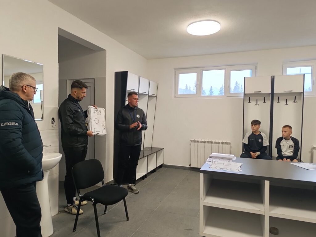 Treneri mlađih kategorija FK"Ibar" Semir Kalač i Mirnes Pepić položili UEFA C trenersku licencu 1 IMG 3551 Radio televizija Rožaje