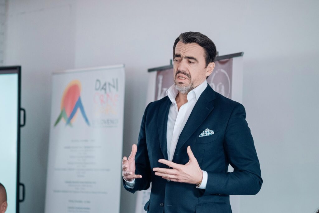 Vojislav Kovac pocasni konzul CG u R. Sloveniji 1 Radio televizija Rožaje