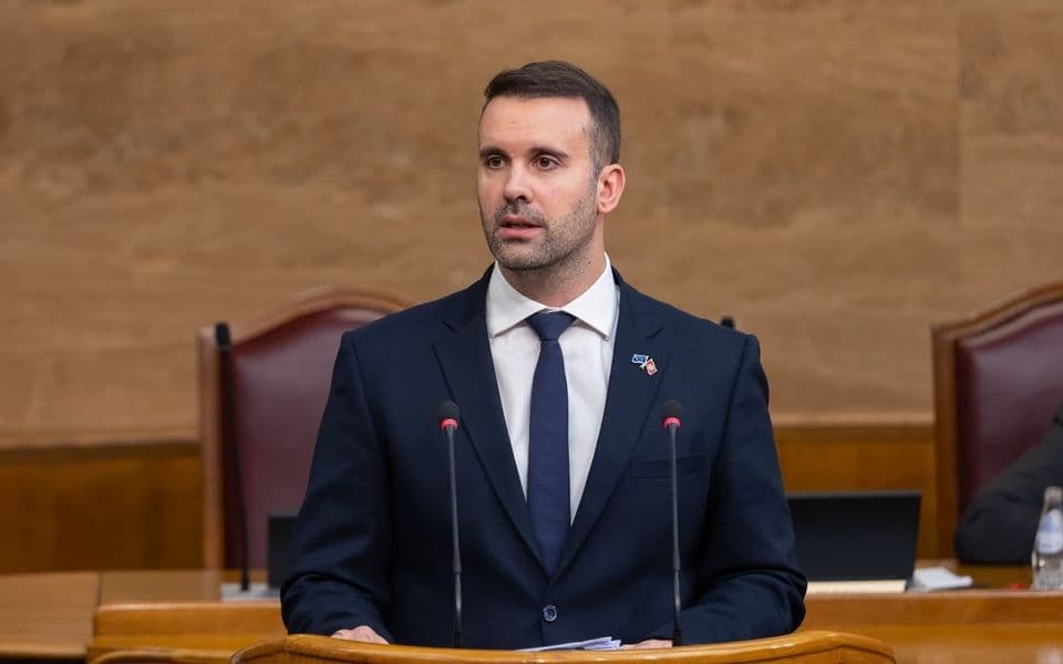 Premijerski sat u četvrtak