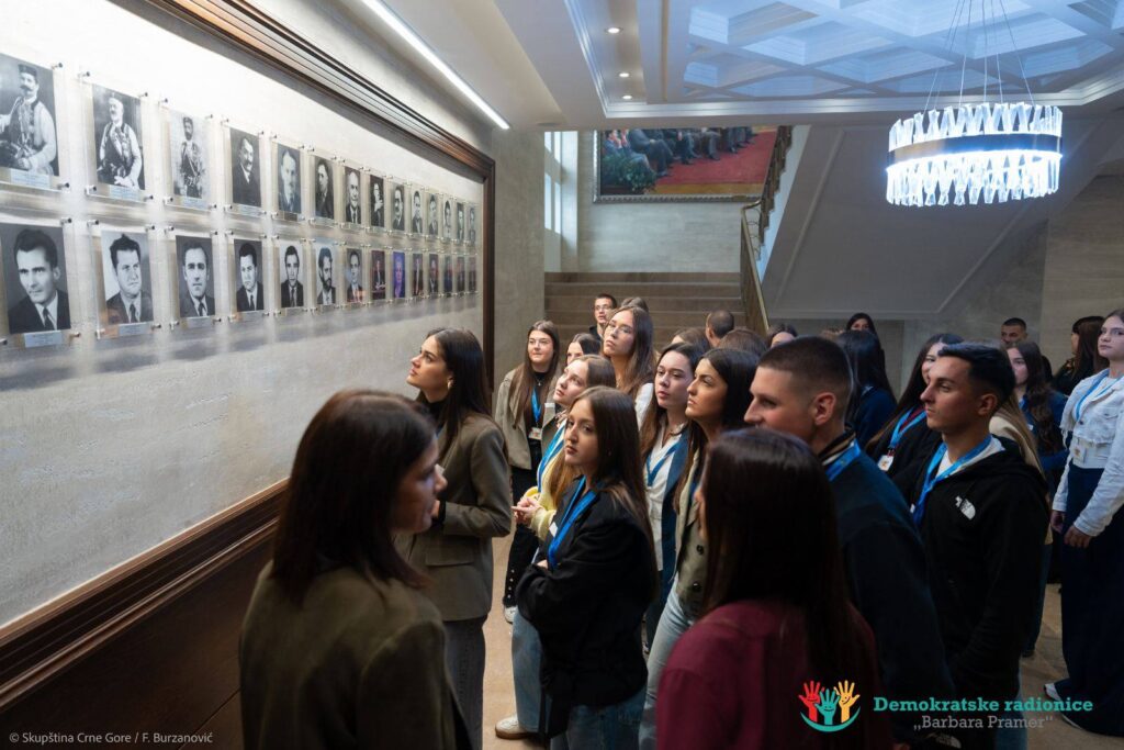 Učenici Gimnazije "30. septembar" posjetili Skupštinu Crne Gore 1 574243329 1271387331462004 6039189917234858768 n Radio televizija Rožaje