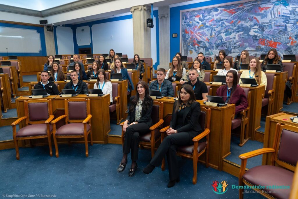 Učenici Gimnazije "30. septembar" posjetili Skupštinu Crne Gore 2 574497306 1271387024795368 1820364475205207902 n Radio televizija Rožaje