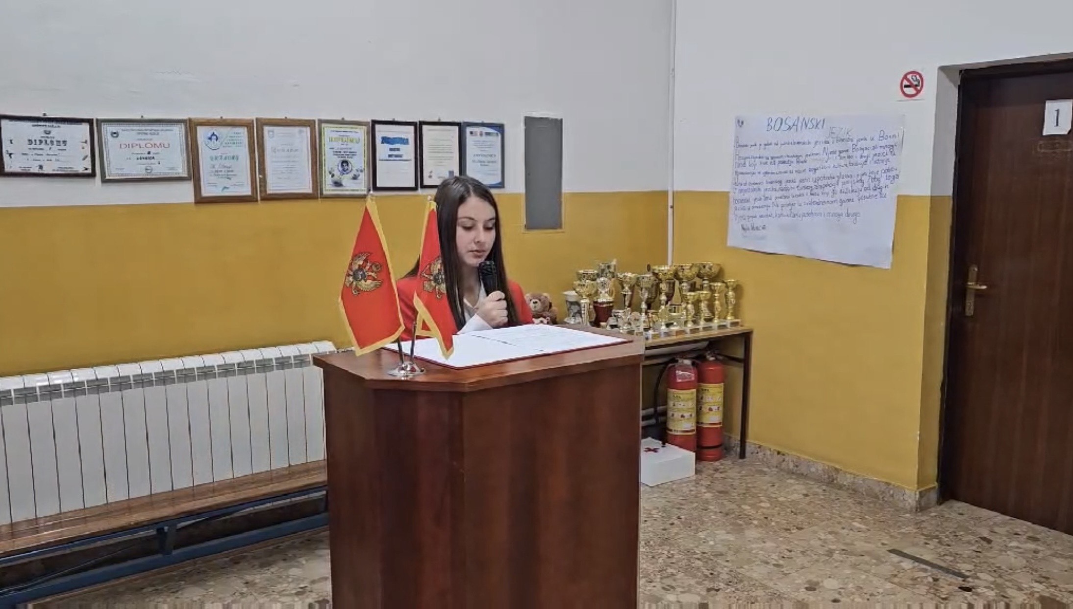 Povodom Dana prava djeteta, učenici OŠ “Donja Lovnica” priredili su program posvećen poštovanju i zaštiti dječijih prava