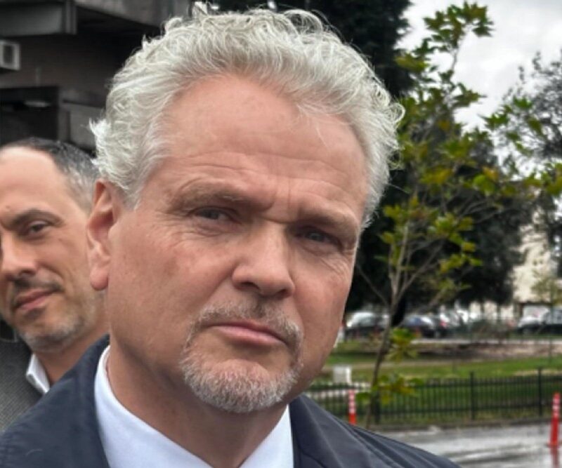 satlerrrr 667x900 Radio televizija Rožaje