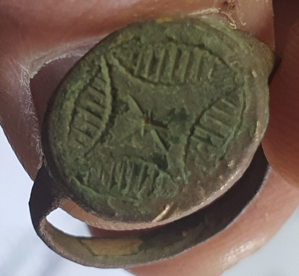 Muzej ”Ganića kula” u Rožajama bogatiji za dva izuzetno rijetka i vrijedna arheološka predmeta sa stare tvdjave “Izlit” 2 1000056590 Radio televizija Rožaje