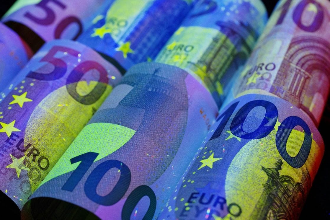 Novogodišnja čestitka: Fond PIO dodjeljuje po 400 eura stogodišnjacima