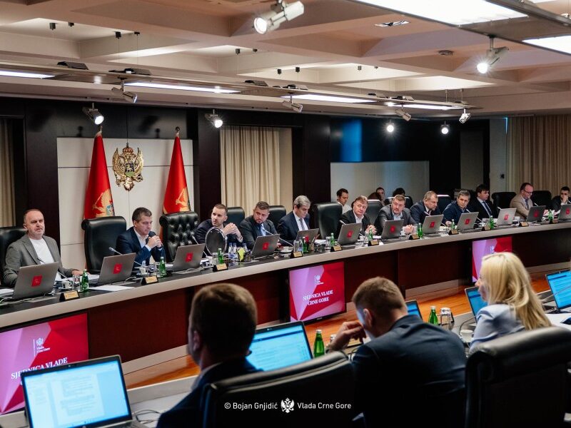 55004695000 81d2e4714f k 600x900 Radio televizija Rožaje