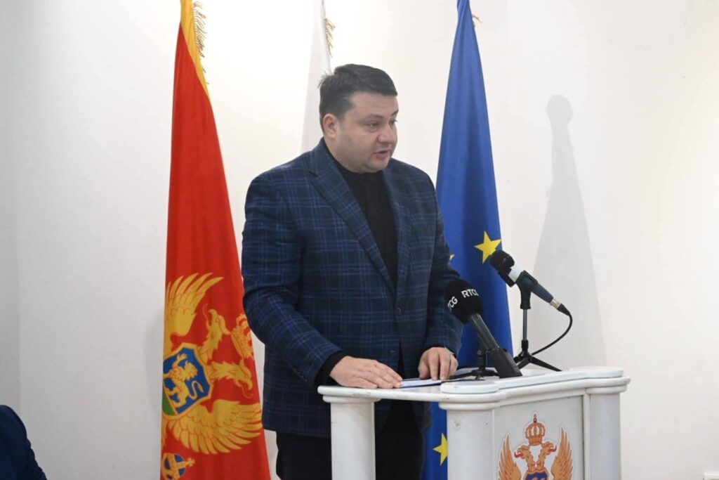 Otvoren naučni simpozij „Vijek i po Avda Međedovića“ 3 595626484 1155843666535129 2973500187921558652 n Radio televizija Rožaje