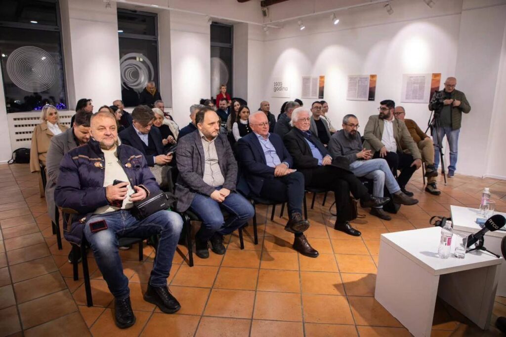 Mustafić učestvovao na okruglom stolu posvećenom književnom opusu Ćamila Sijarića 1 600236828 1709975786987968 4921748519992019116 n Radio televizija Rožaje